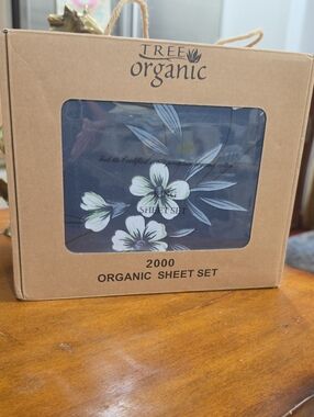 Navy Floral Organic Sheet Set